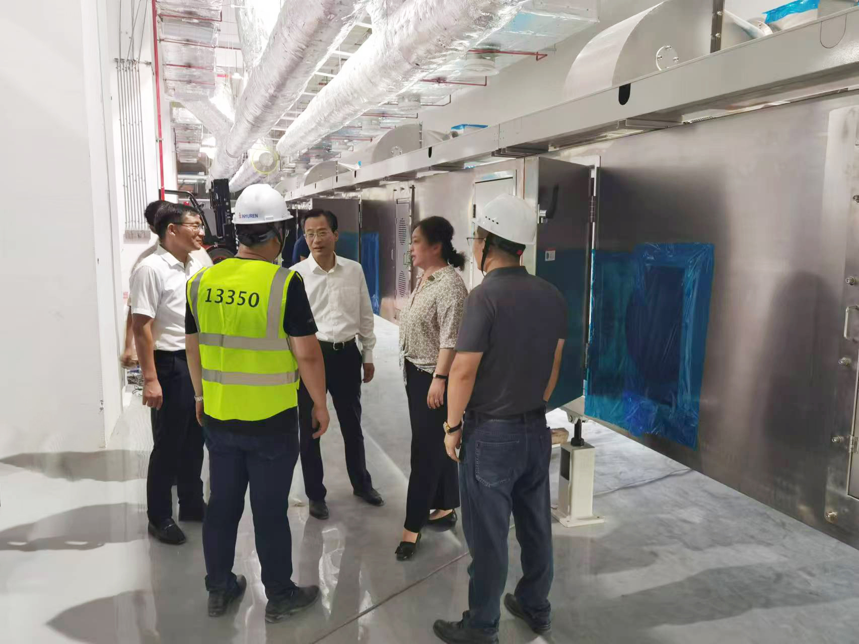 安徽省淮南市市长张志强一行领导莅临公海赌船 航天锂电项目调研指导